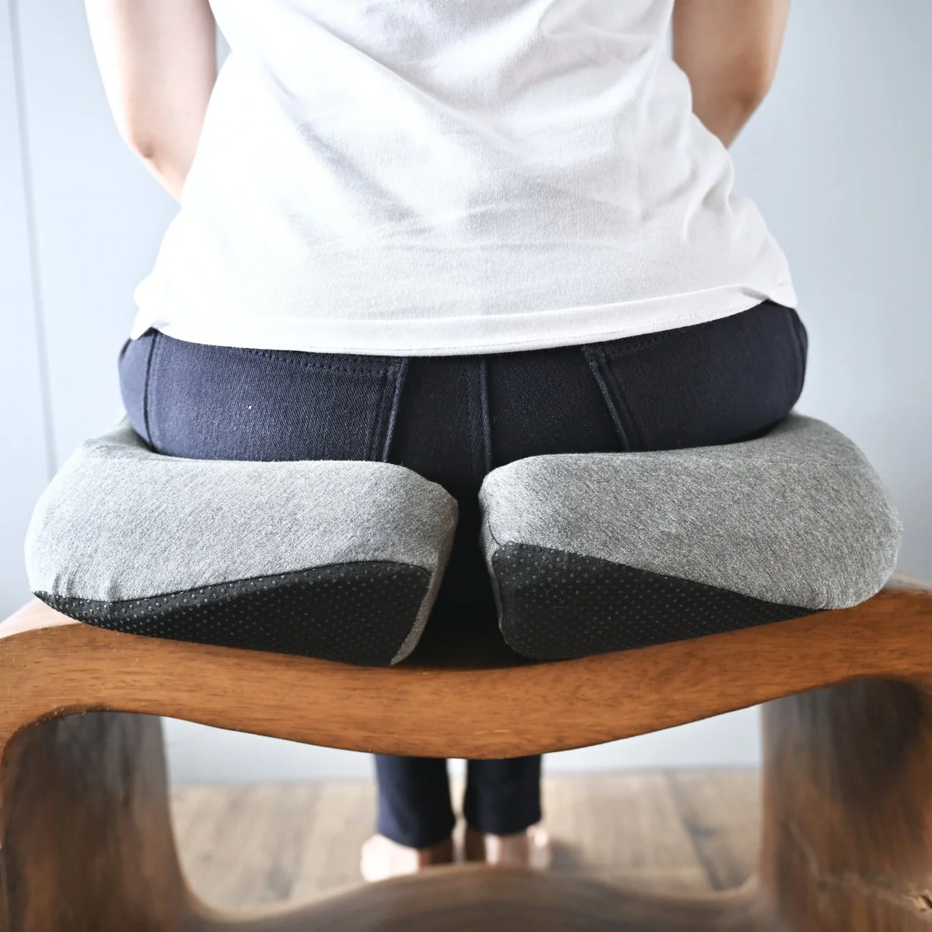 Griqos™ Pressure Relief Seat Cushion - Image 3